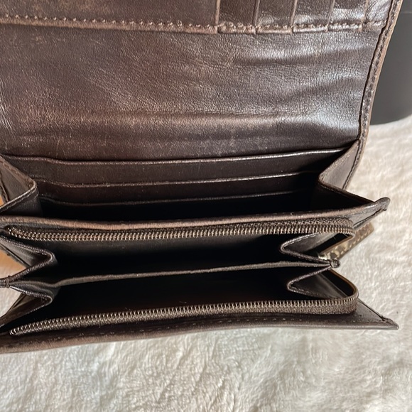 Coach Bifold Monogrammed Wallet - Picture 7 of 8